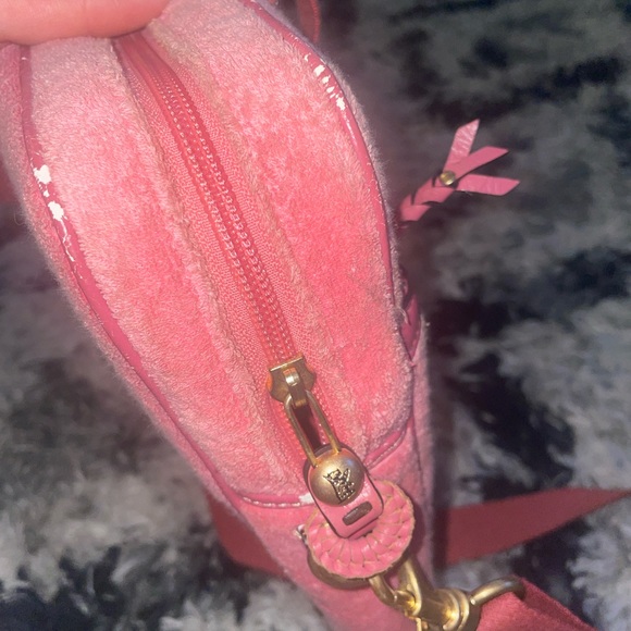 Y2K Juicy Couture laptop crossbody with zip pockets: so cute!!! - Picture 5 of 7